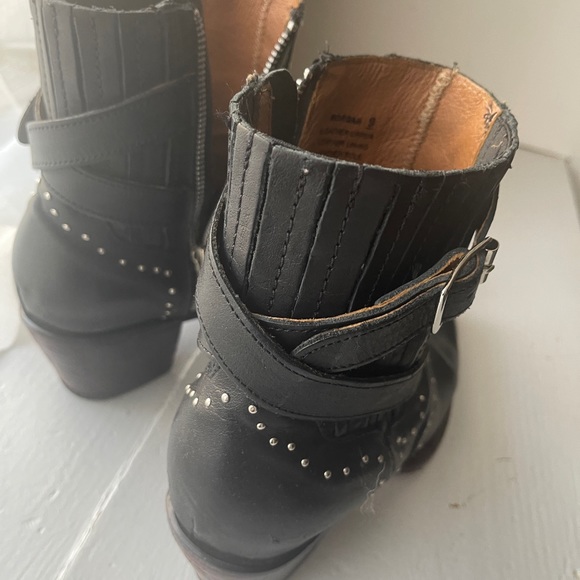 SOLD     Freebird Morgan boots excellent condition - Picture 9 of 9